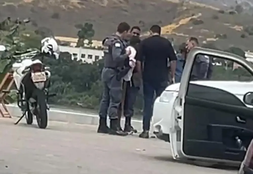 Falso passageiro assalta taxista de São Mateus e acaba preso em Colatina