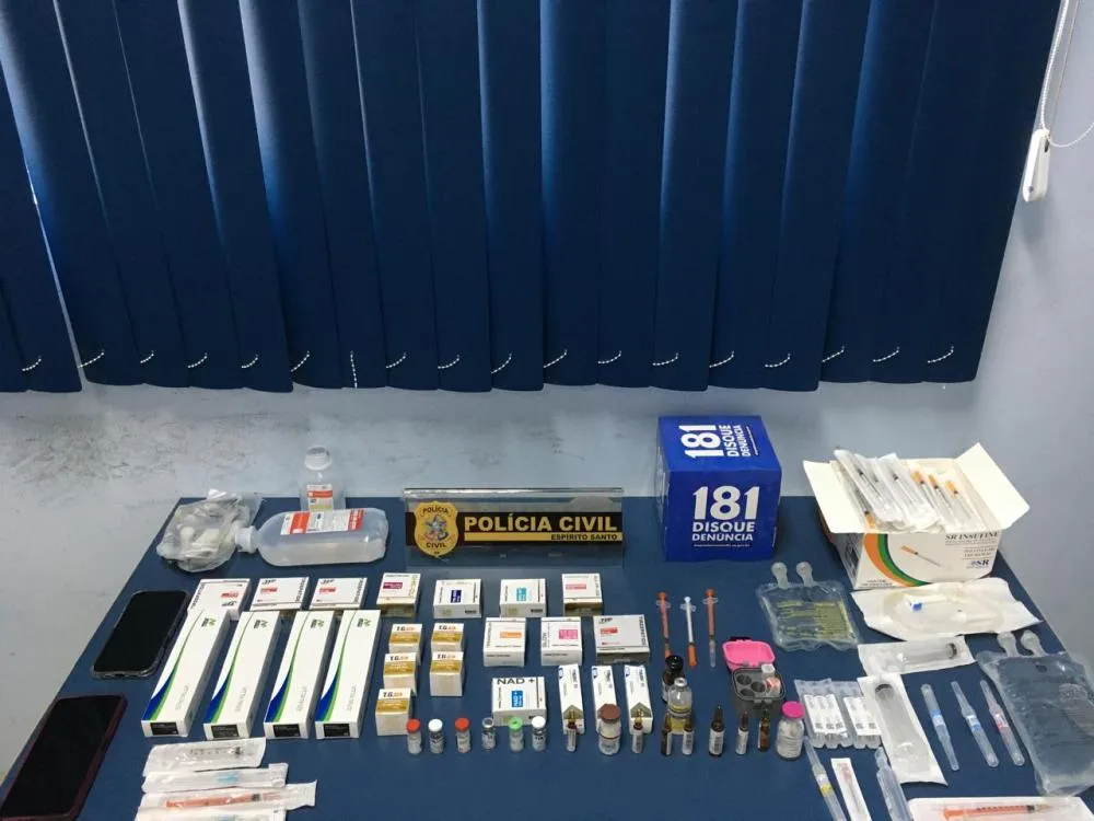 Mãe e filha são presas com medicamentos escondidos em guarda-roupa durante operação em Guaçuí